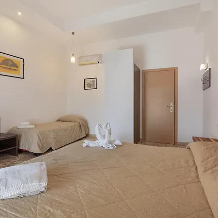 Отель Divino 3*