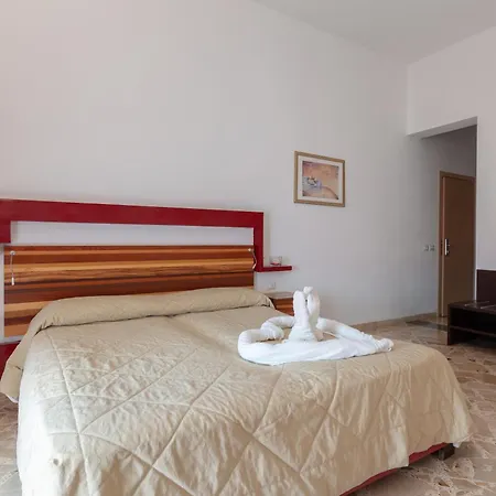 Divino Отель Трапани