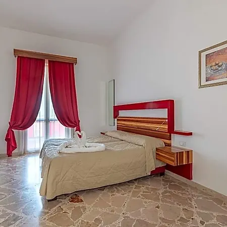 Hotel Divino 3*